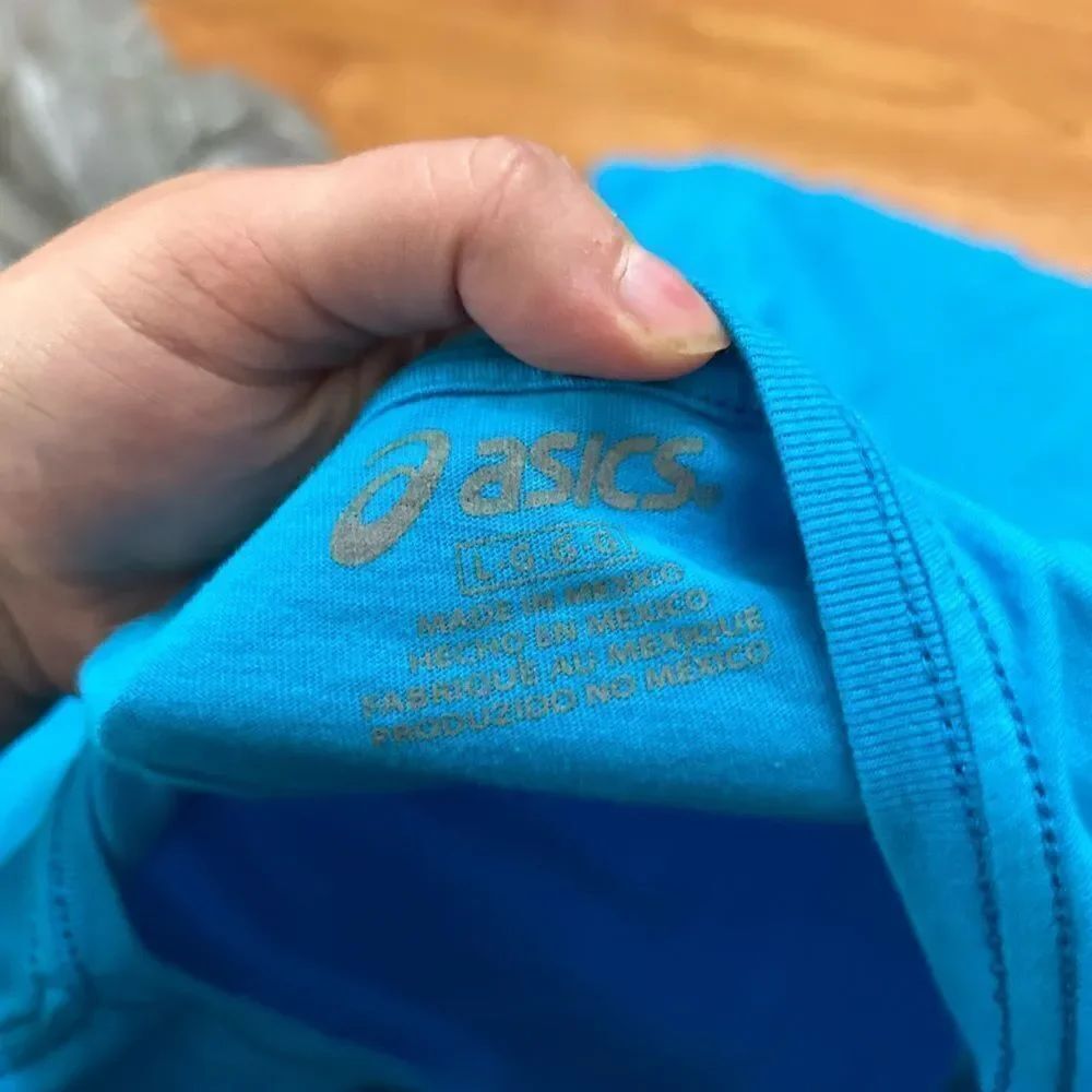 ASICS Run Tshirt NWT - Picture 4 of 4